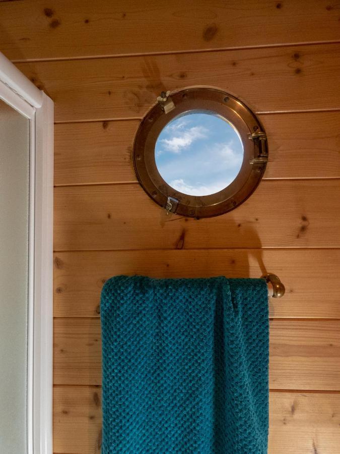 Le Domaine Des Droles De Dames Guest House Buding Exterior foto