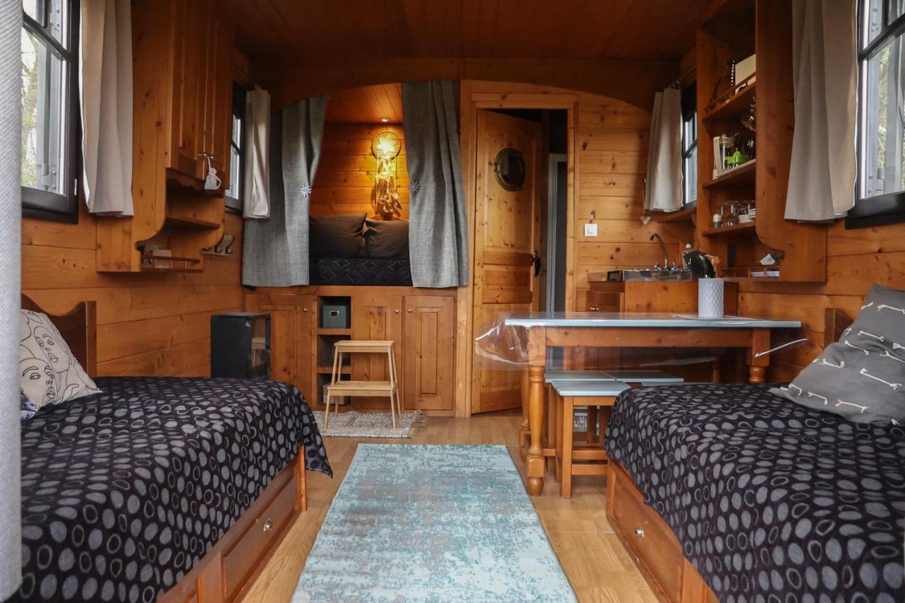 Le Domaine Des Droles De Dames Guest House Buding Exterior foto