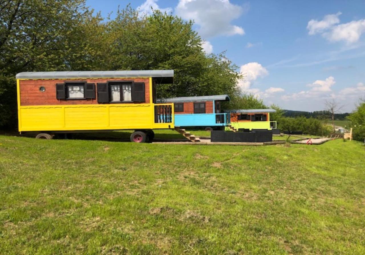 Le Domaine Des Droles De Dames Guest House Buding Exterior foto