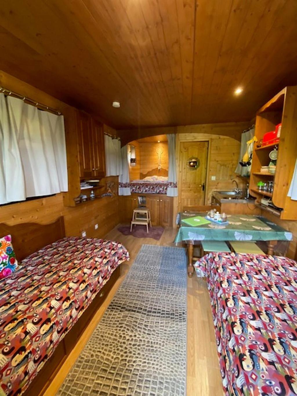 Le Domaine Des Droles De Dames Guest House Buding Exterior foto