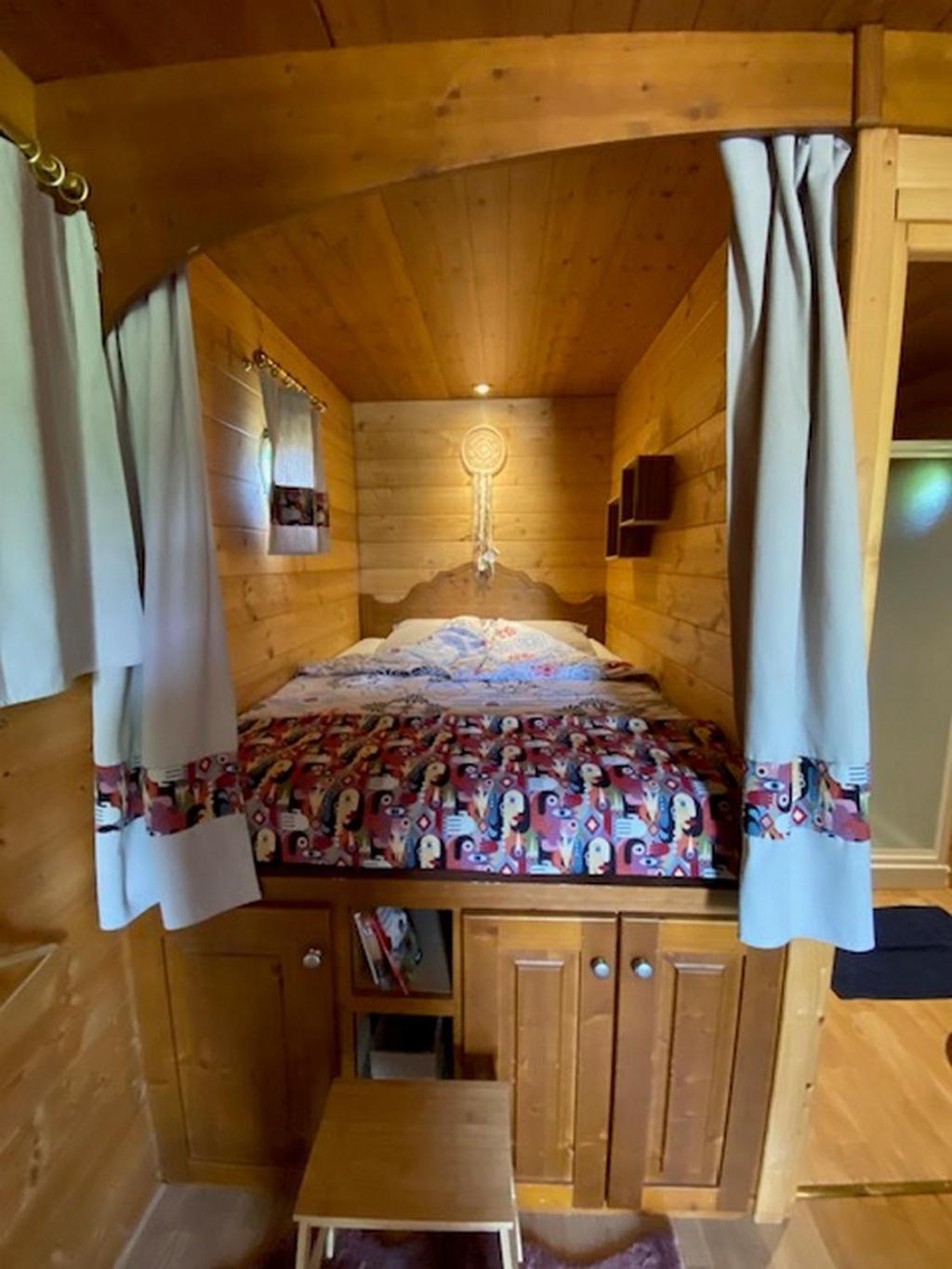 Le Domaine Des Droles De Dames Guest House Buding Exterior foto