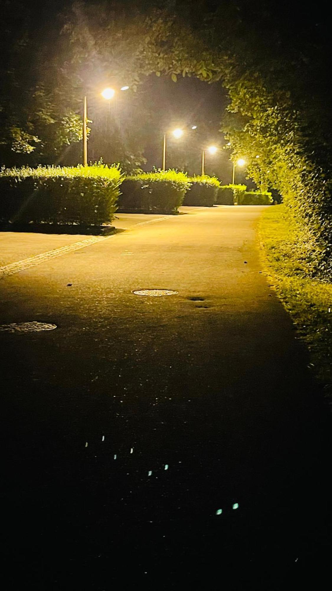 Le Domaine Des Droles De Dames Guest House Buding Exterior foto