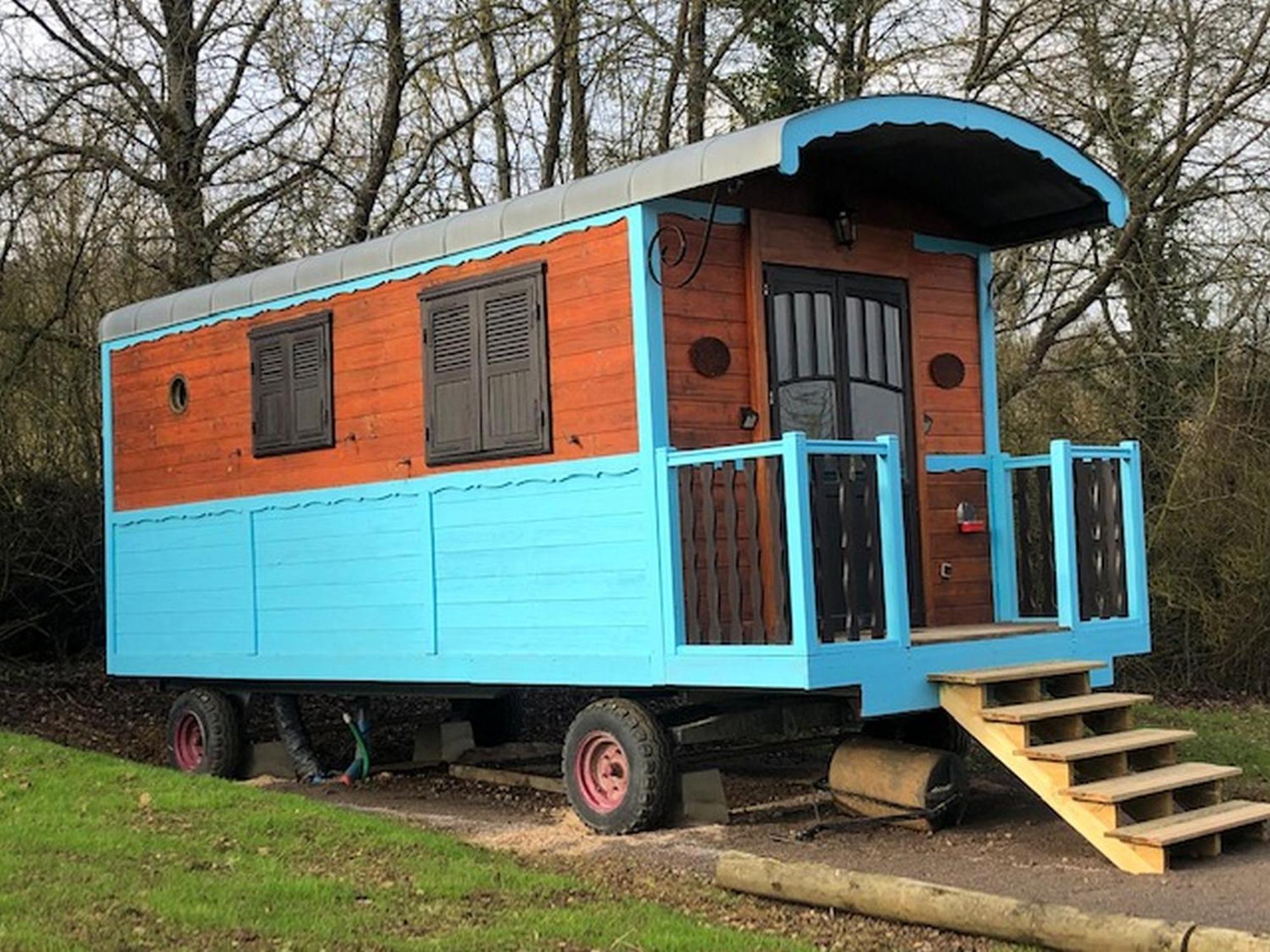 Le Domaine Des Droles De Dames Guest House Buding Exterior foto